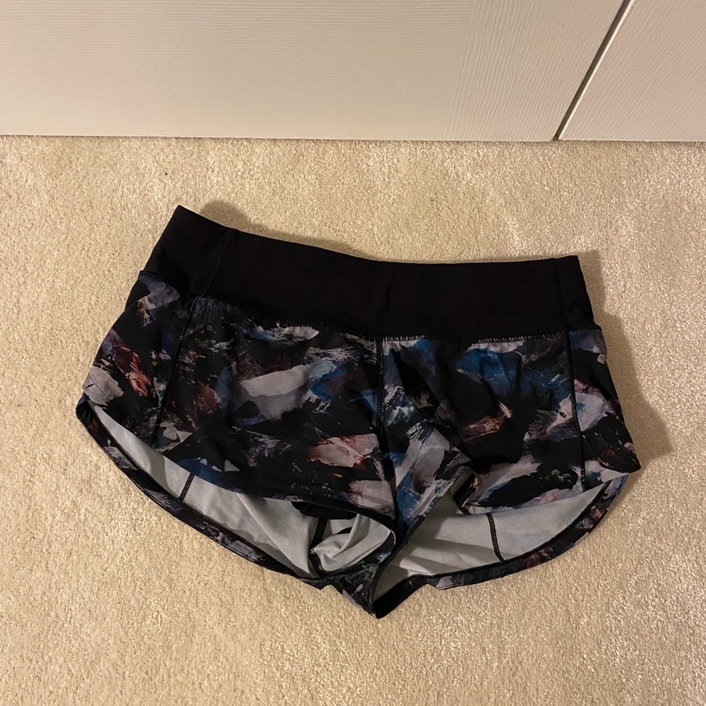 Lululemon Speed Up Short *2.5": Glacier Camo Starlight Multi / Black